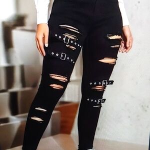 NWOT Black Buckle Strap Skinny Jeans * Size L